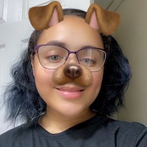 Meet your Posher, Ivette